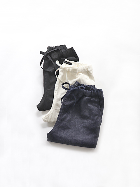 TRAVAIL MANUEL (トラバイユマニュアル) ストレッチデニム・ペグパンツ