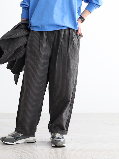 prit (プリット)　コットンリネン・タックバギーパンツ