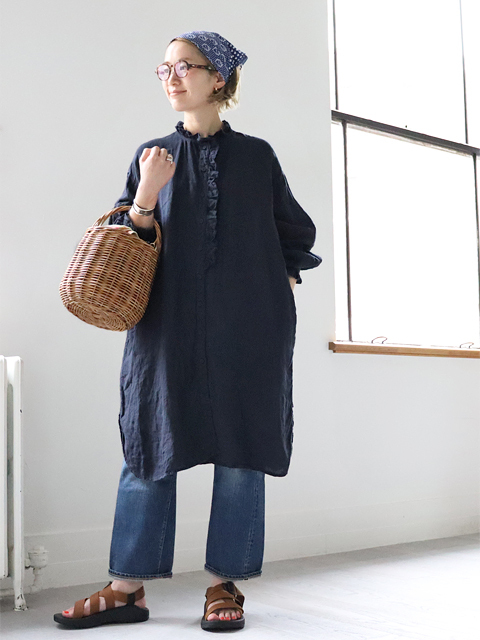 maison de soil (メゾンドソイル)　リネン・フリルカラーロングシャツ