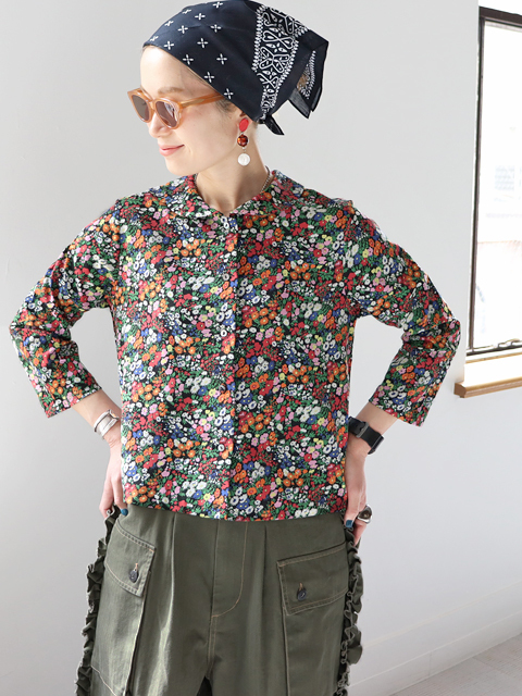 mizuiro ind (ミズイロインド) フラワープリント・ラウンドカラーシャツジャケット