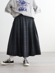 TRAVAIL MANUEL (トラバイユマニュアル)　ブラックウォッチ・タックフレアースカート