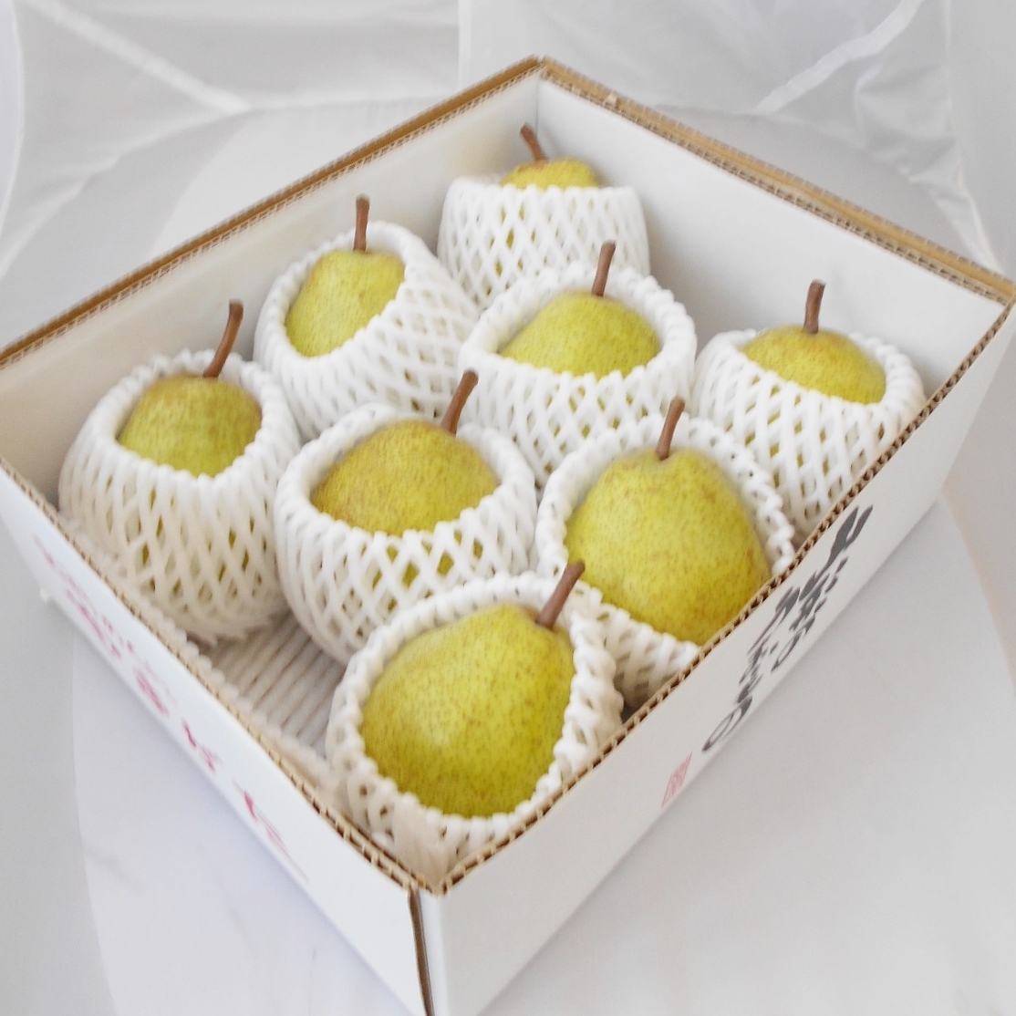 【6】山形のラ・フランス　2キロ　L　約8玉