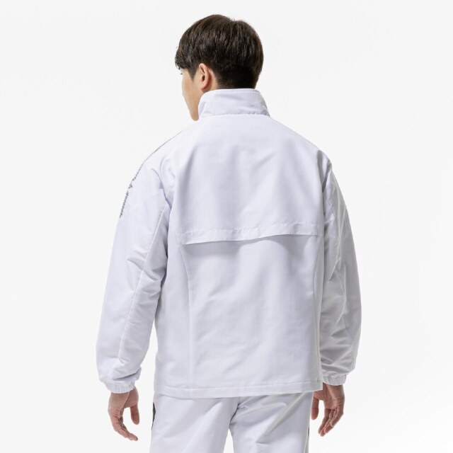 ミズノ ウィンドブレーカー