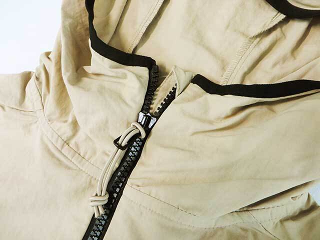 ヒュンメル ウィンドブレーカー