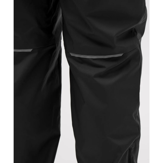 デサント ウィンドブレーカー