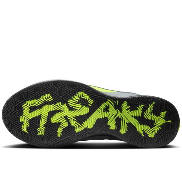 ナイキ バッシュ ヤニス ズーム フリーク 6 EP FJ7807-001