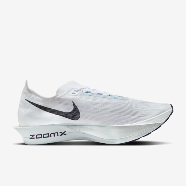 u*f様 【未使用新品】NIKE ナイキ　ズームXストリークフライ2 25cm Amazon | [ナイキ] ズームX ストリークフライ プレミアム [ZOOMX