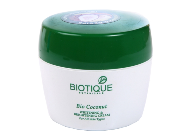 biotique ココナッツ　ブライトニング インスタントグロークリーム 50g biotique ココナッツブライトニング インスタントグロークリーム 50g