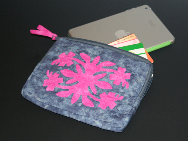 アイパッドミニケース