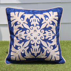 32. ハワイアンキルトクッションカバー45cm角 　ドルフィン&タートル　ベージュ　オン　SDKブルー