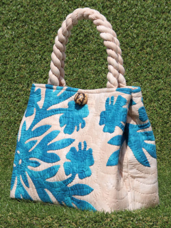 ハワイアンキルトバッグ　ハイビスカス