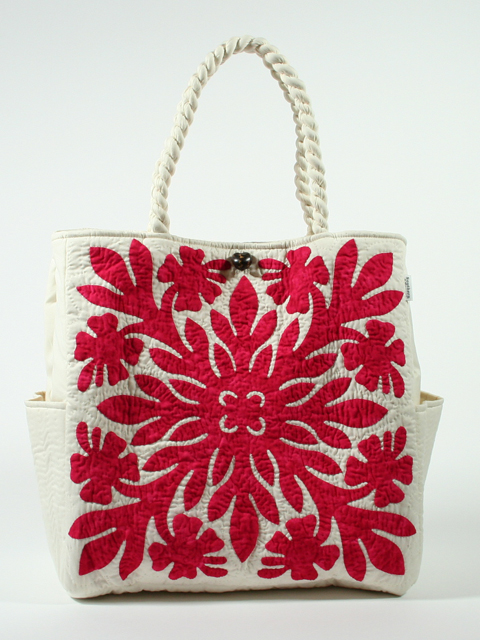 新型特大ハワイアンキルトバッグ ハイビスカス レッド オン オフホワイト