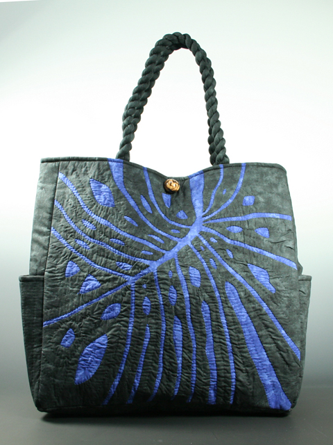 27 新型特大ハワイアンキルトバッグ リアルモンステラ ブラック オン