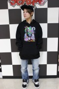 セール20%オフ　MISHKA ミシカ LAMOUR CYCO COLLAGE PULLOVER HOODIE プルオーバーフーディー パーカー キープウォッチ　ラマ―