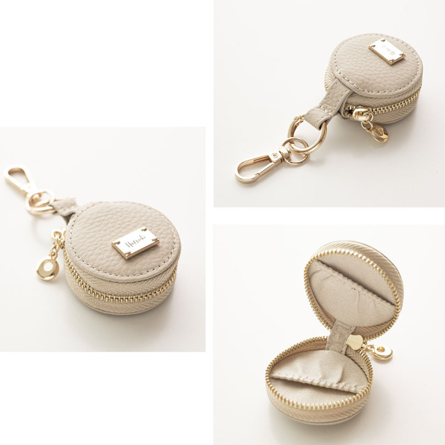 ラウンド ミニ アクセサリーポーチ 【 本革 ニュアンス ネームプレート 名入れ 】