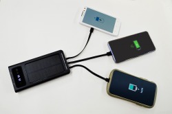 ソーラーパワーバンクIII　　73423