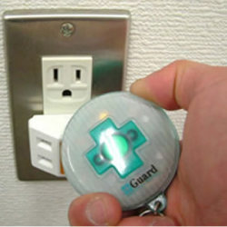 【メール便可】盗聴・盗撮機発見センサー　クロスガード　CG-1-BL