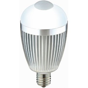 人センサー付LED電球40型E17（昼白色相当）