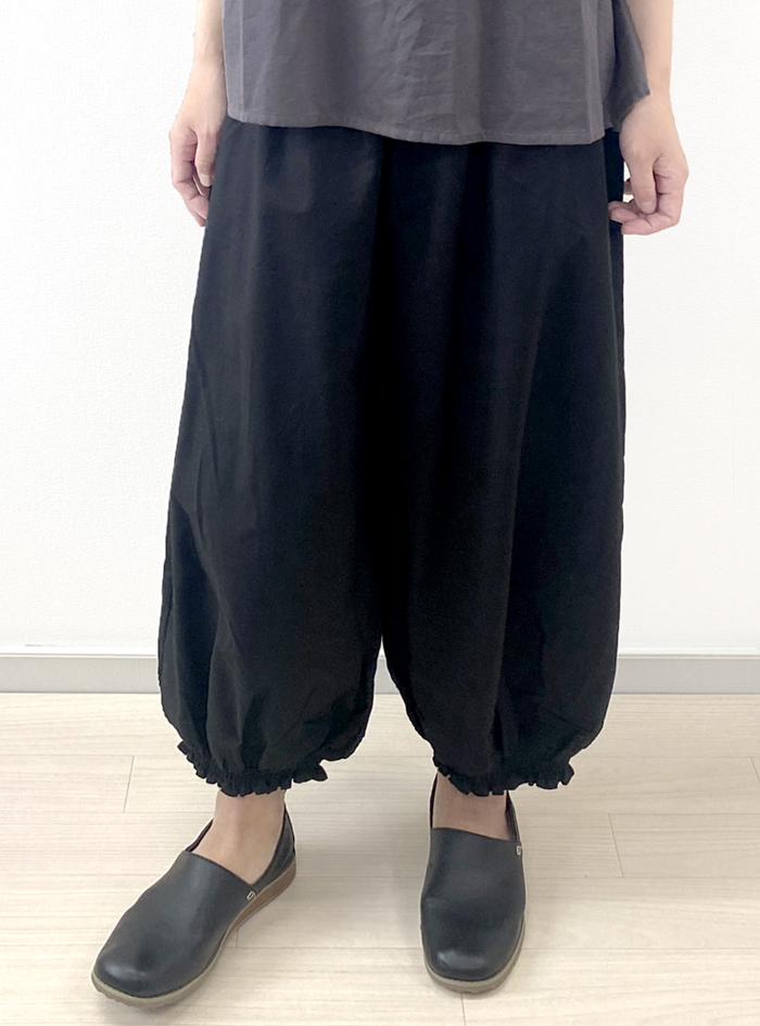 ビエラ裾バルーンペチパンツ