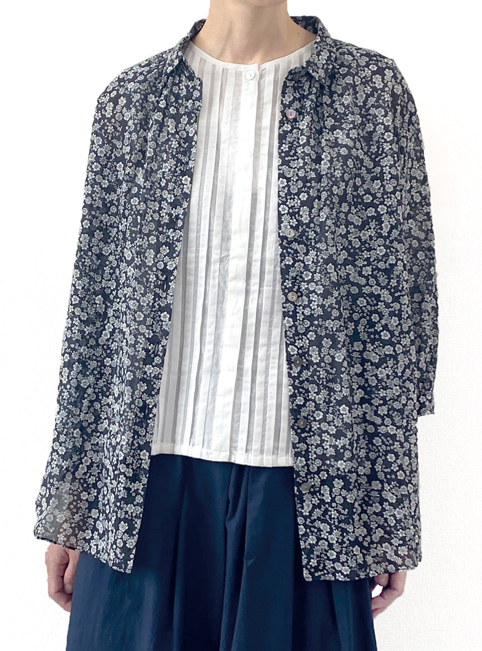 50%OFF! 小花プリントギャザーブラウス