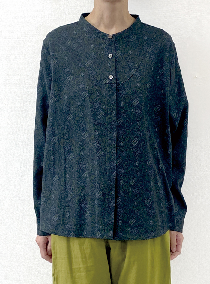 30%OFF! 綿綾ペーズリーハイネックブラウス