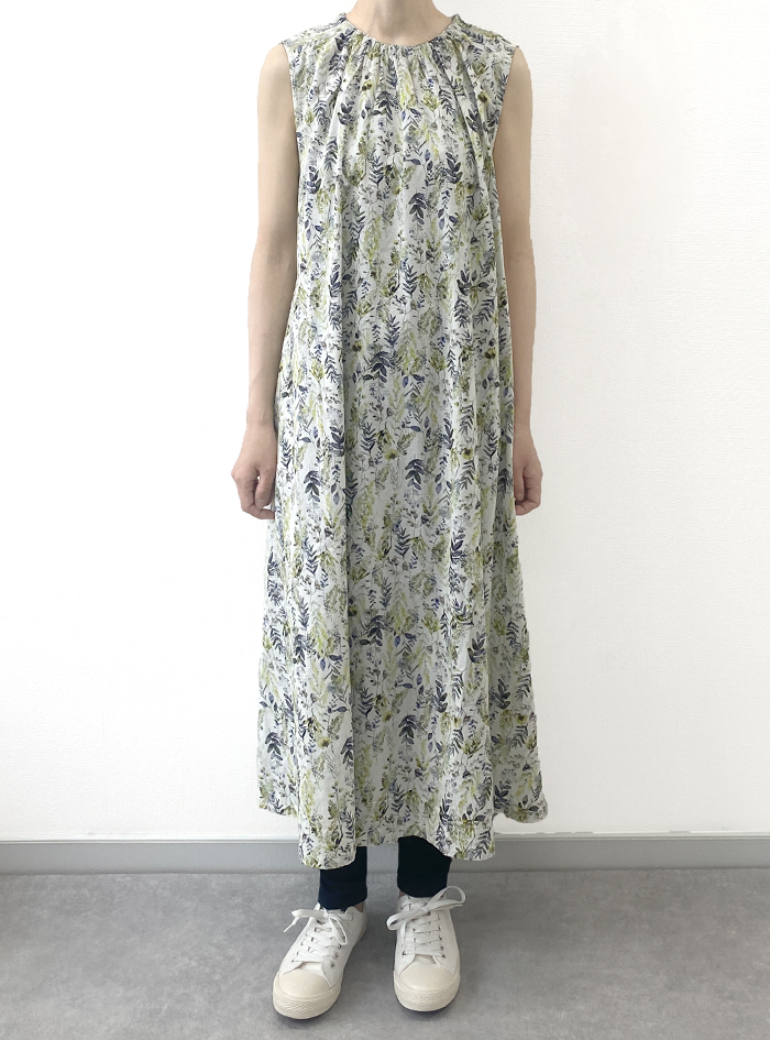 30%OFF! 綿麻プリントノースリワンピース