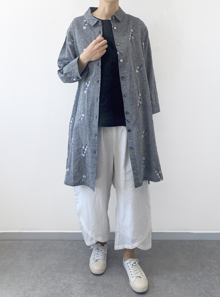 木の実刺繍シャツカラーワンピース