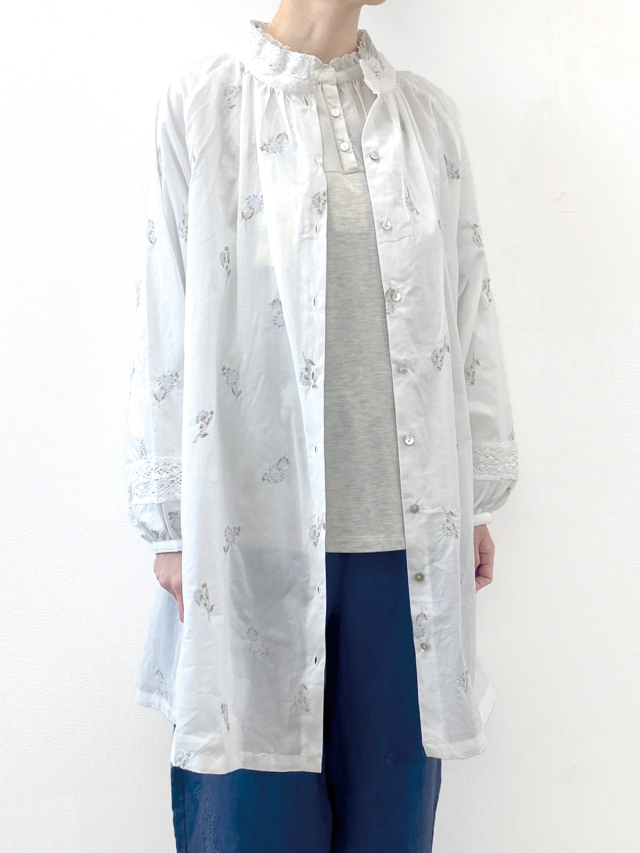 ローン花刺繍レーシーロングブラウス