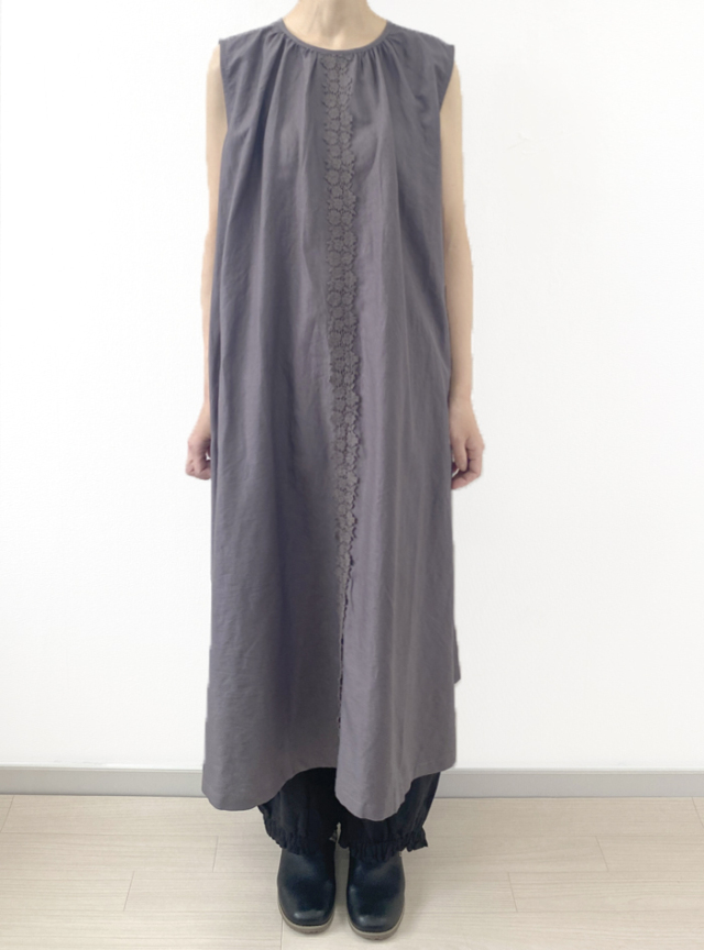 綿麻レーシーノースリーブワンピース