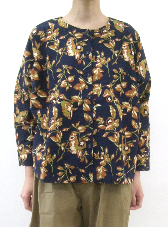 ＜SALE! 550円均一!!＞ リーフプリントブラウス