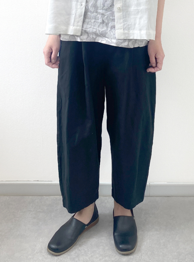 50%OFF! 麻綾タックコクーンパンツ