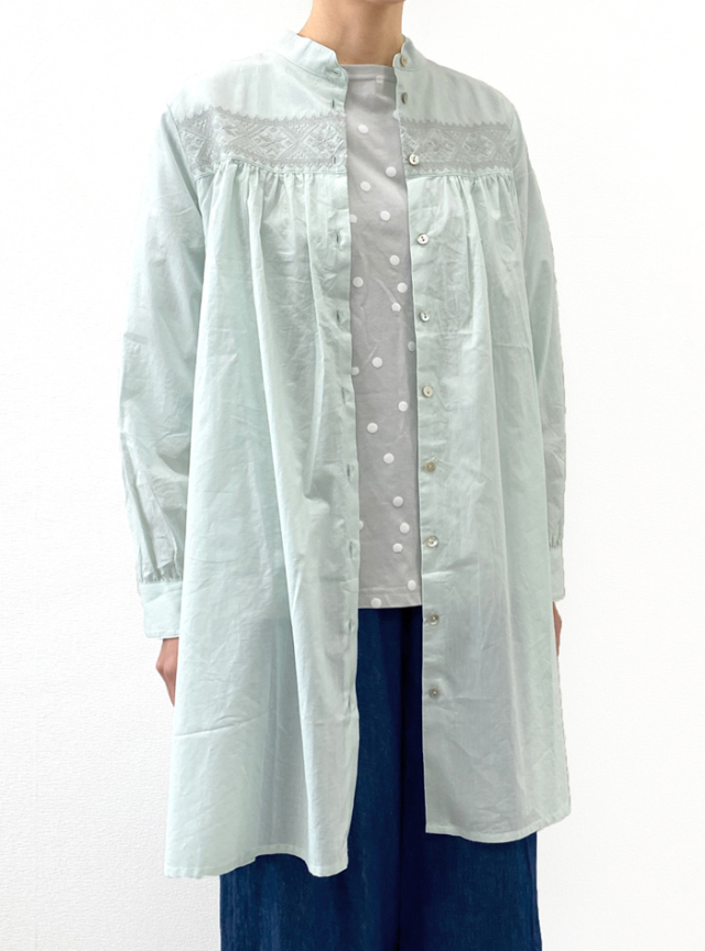 オリエンタル刺繍ロングブラウス