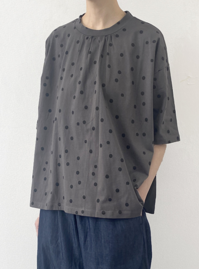 天竺ネコプリント布帛使いプルオーバー