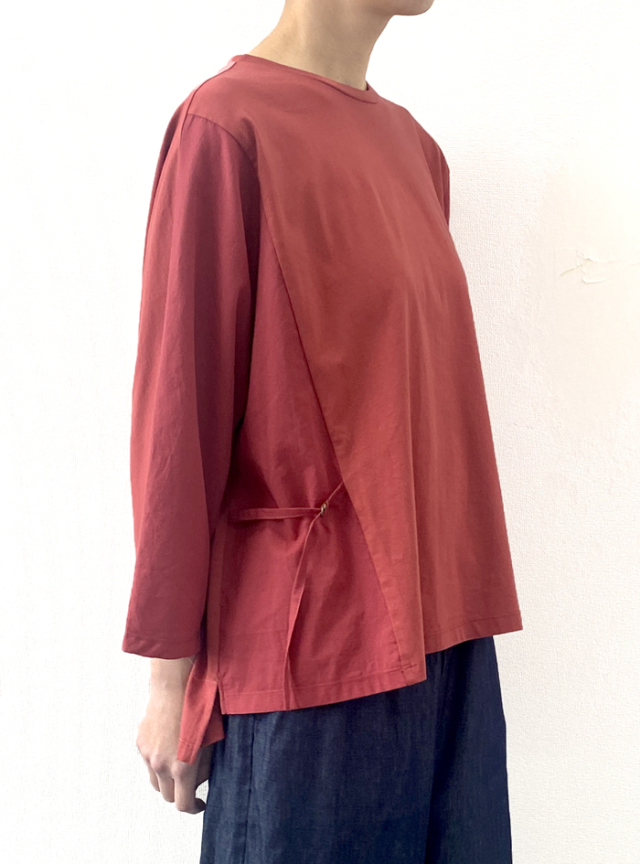 天竺布帛使いドルマンプルオーバー