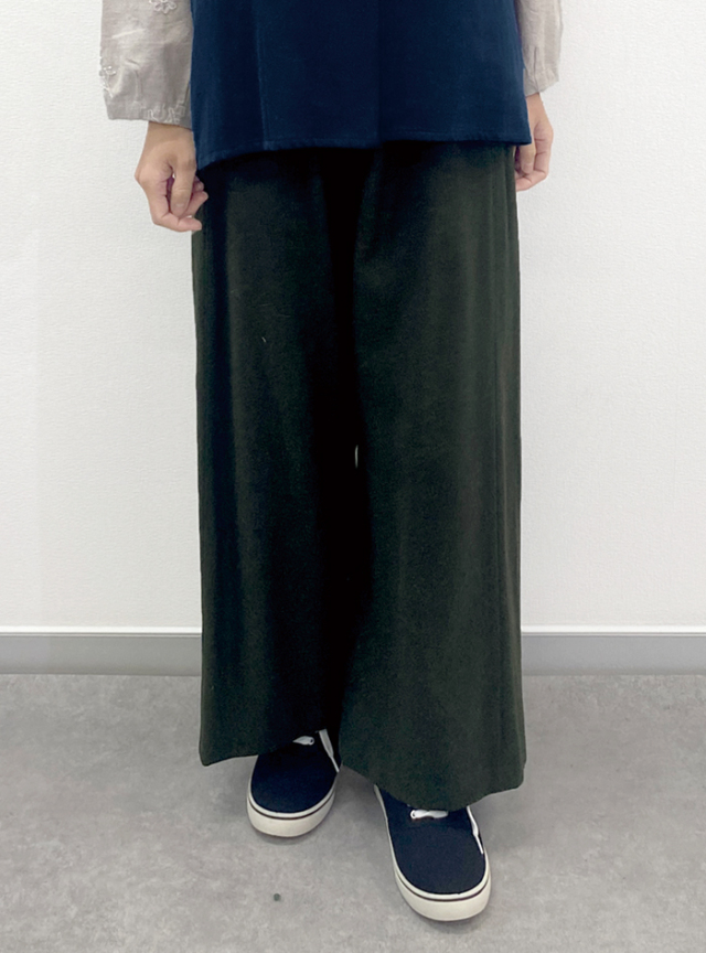 サキソニーセミワイドパンツ