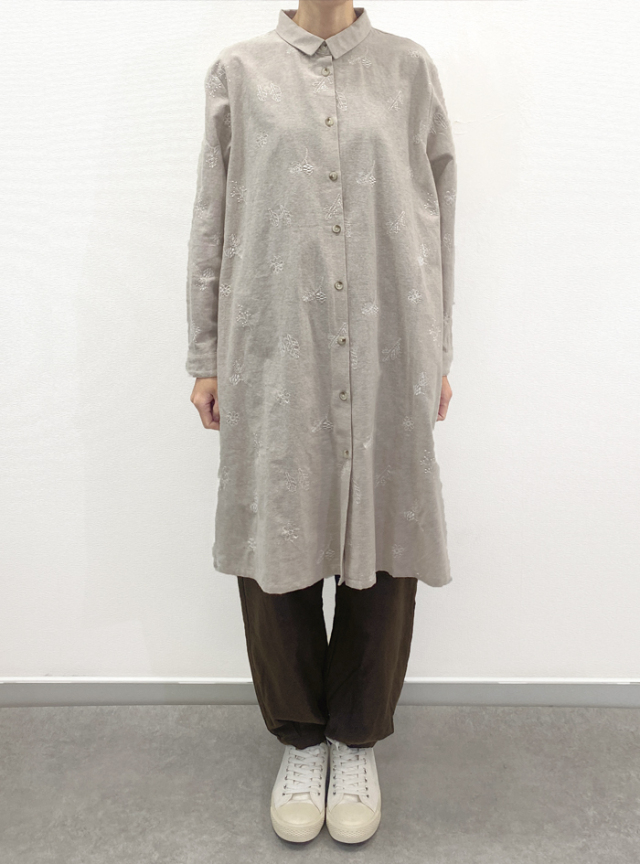 冬刺繍シャツカラーワンピース