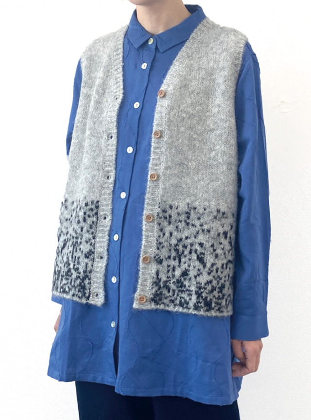 ☆アルパカ混Vネックベスト