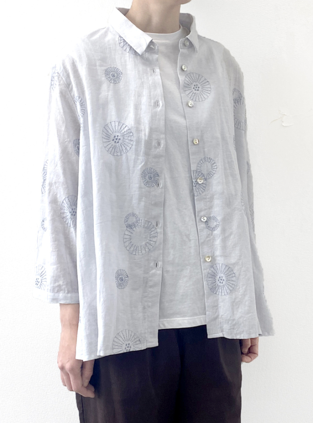 綿麻刺繍フレアーチュニックシャツ