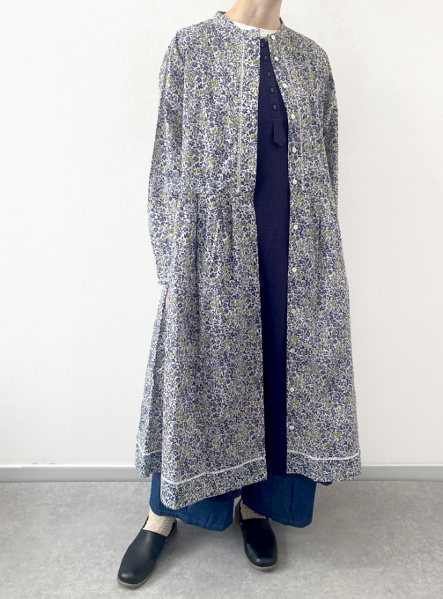 小花プリントはしごレース使いワンピース