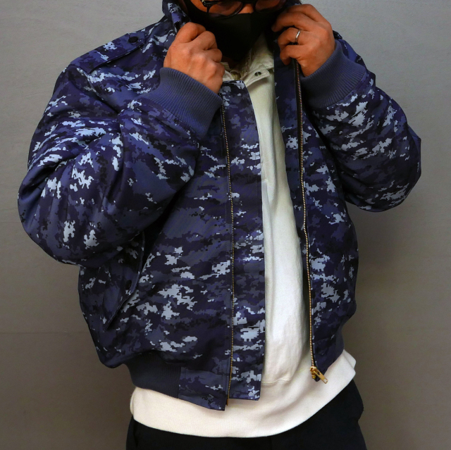海上自衛隊デジタル迷彩柄防寒ブルゾン