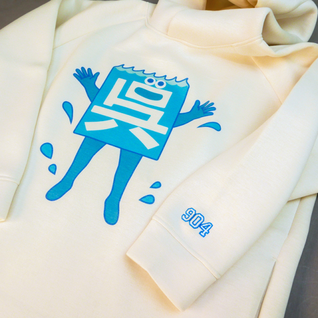 呉氏のパーカー