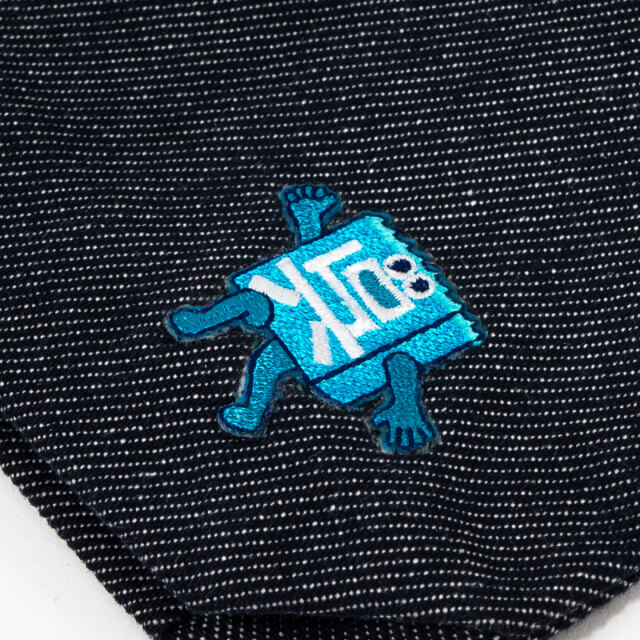 呉氏 」の舟底リサイクルデニムポーチ