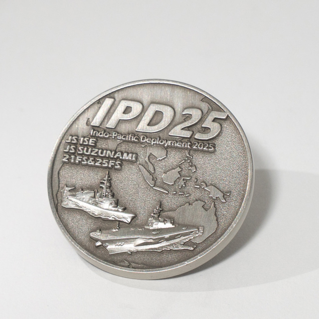 自衛隊メダルなど 防衛省メダル(金色Ver) 直径60mm 厚さ4mm 専用メダルケース付き