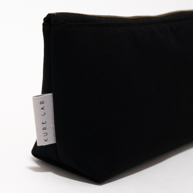 金線ペンポーチ