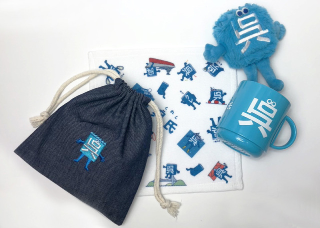 No.251専用‼️巾着袋（リボン）デニムリメイク　携帯扇風機入れ　巾着バック No.251専用‼️巾着袋（リボン）デニムリメイク 携帯扇風機入れ 巾着