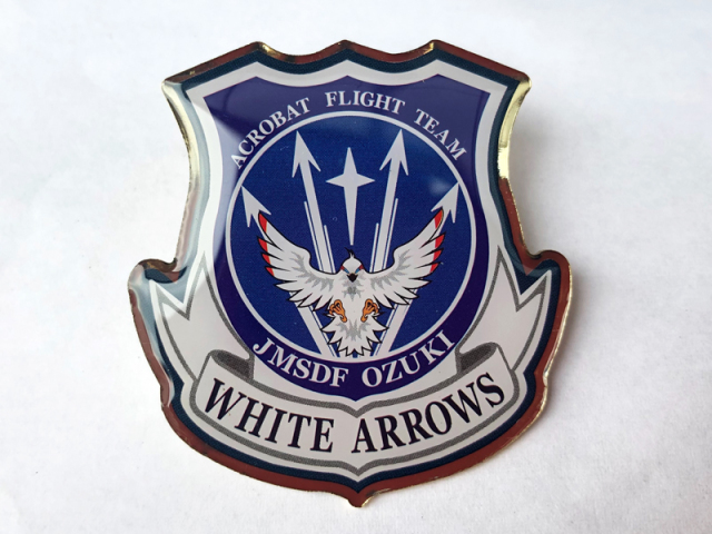 WHITE ARROWSピンバッチ［ロゴマーク］