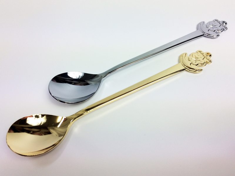 ピンズ(桜錨・アンティークシルバー)