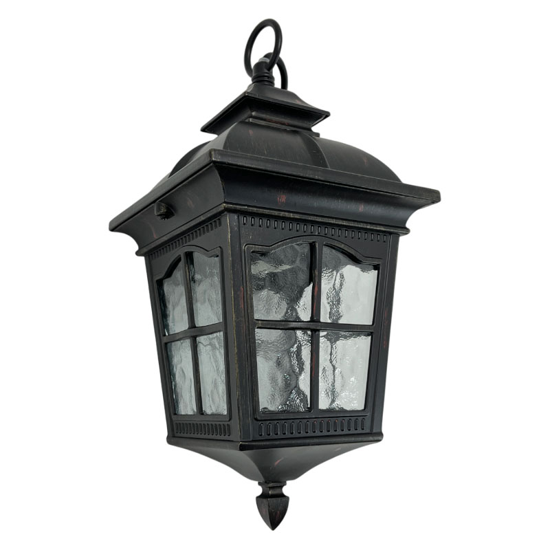 屋外使用可能なおしゃれなペンダントライト。アンティークデザインの玄関照明