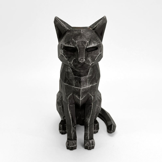 モダンな幾何学デザインの猫オブジェ|3Dプリント×手塗りアート雑貨