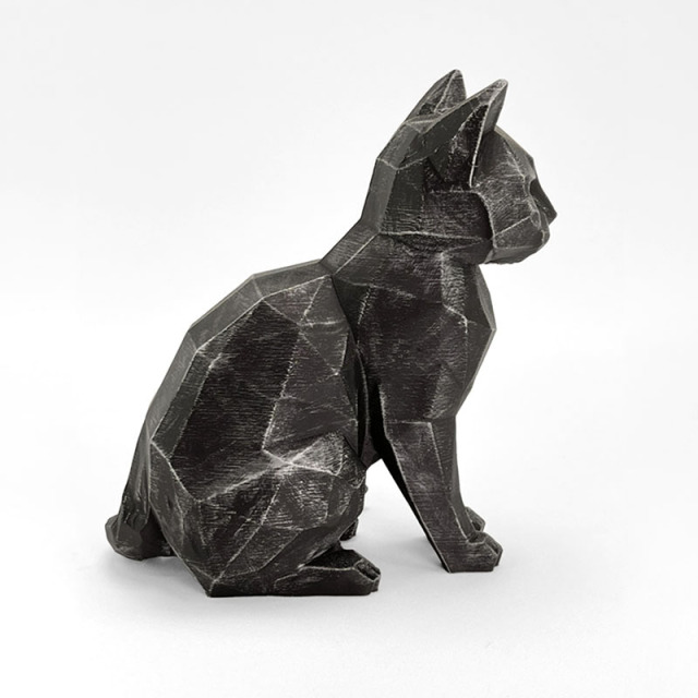 モダンな幾何学デザインの猫オブジェ｜3Dプリント×手塗りアート雑貨